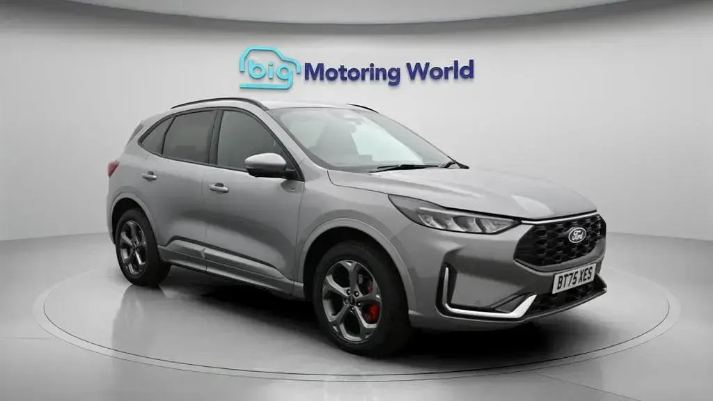 Used Ford Kuga ST-Line 243 HP (178 kW) 2025 SUV