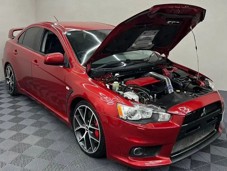 Used Mitsubishi Lancer 2011 Red Sedan
