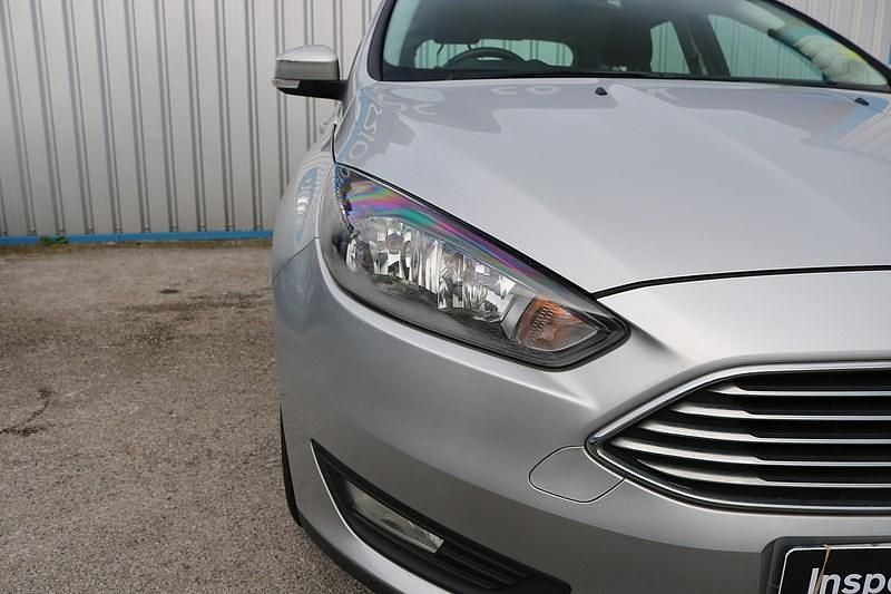 Used Ford Focus Zetec 115 HP (84 kW) 2014 Silver Hatchback
