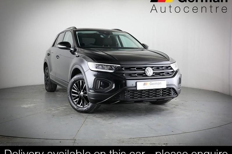 Black Used 2022 VW T-Roc Life SUV | £19,200 (Fair price) - Image 1/1