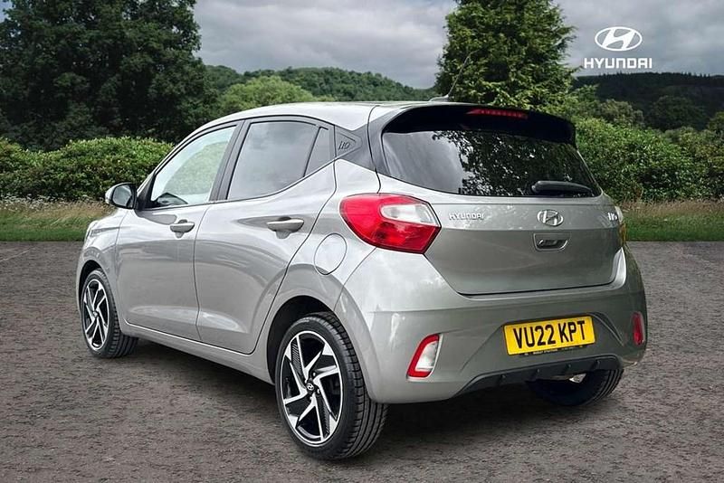 Used Hyundai i10 Premium 83 HP (61 kW) 2022 Other Hatchback