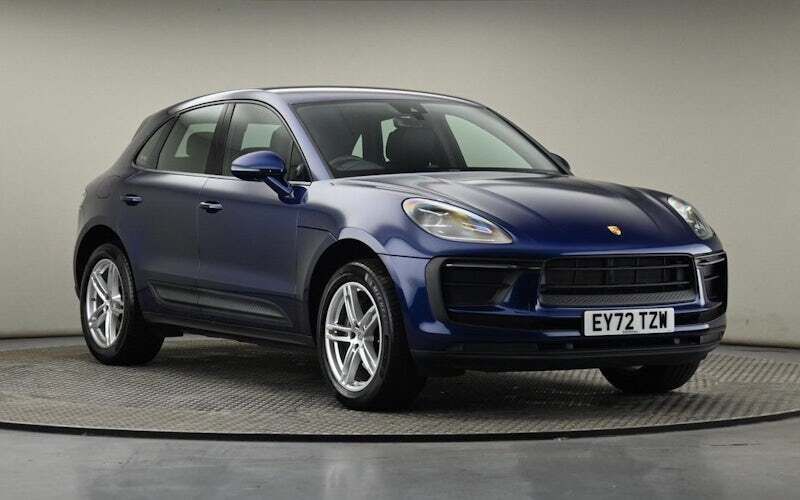 Used 2026 Porsche Macan SUV | £46,200 - Image 1/4
