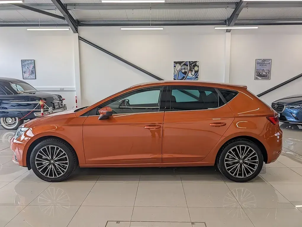 Used Seat Leon XCELLENCE Lux 2019 Orange Hatchback