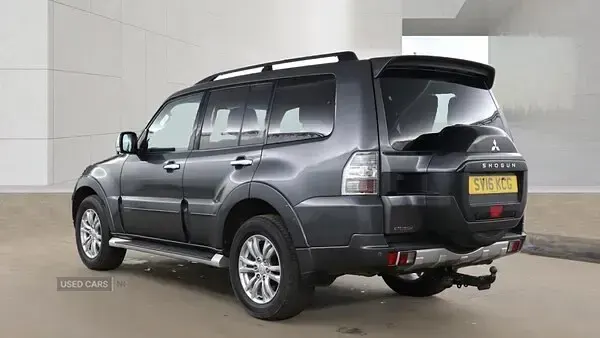 Used Mitsubishi Shogun 187 HP (137 kW) 2016 Grey SUV