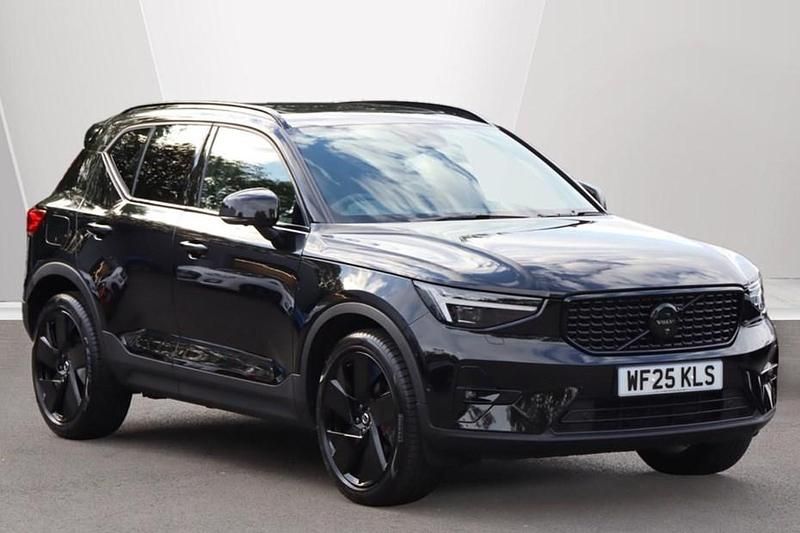 Black Used 2025 Volvo XC40 Ultra SUV | £38,995 (Expensive) - Image 1/1