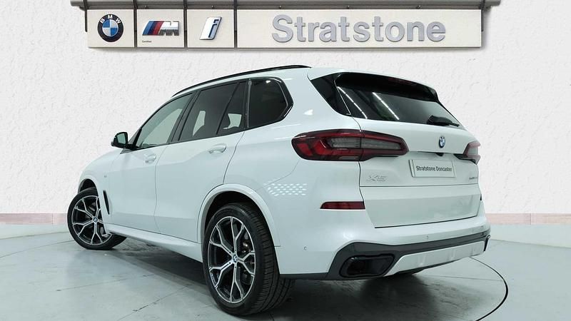 Used BMW X5 M Sport 335 HP (246 kW) 2023 White SUV