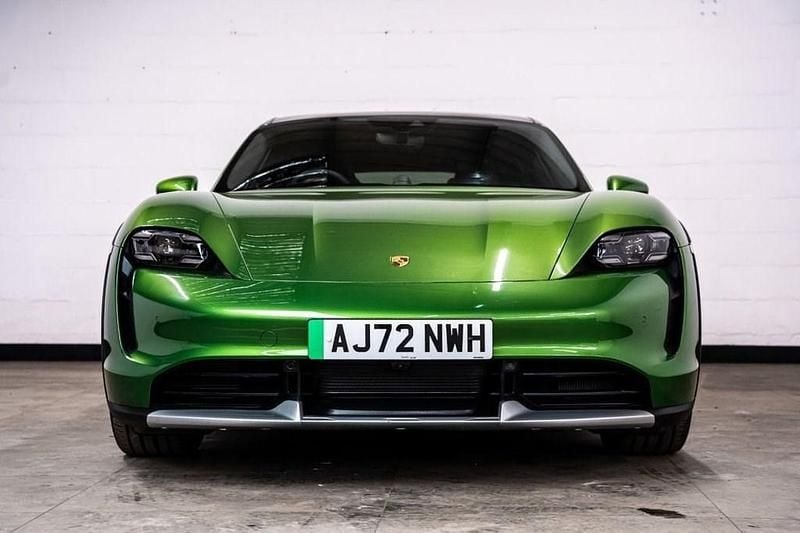 Used Porsche Taycan 500 kW (680 HP) 2023 Green Estate