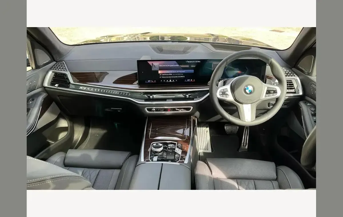 Used BMW X7 M Sport 380 HP (279 kW) 2026 Black SUV