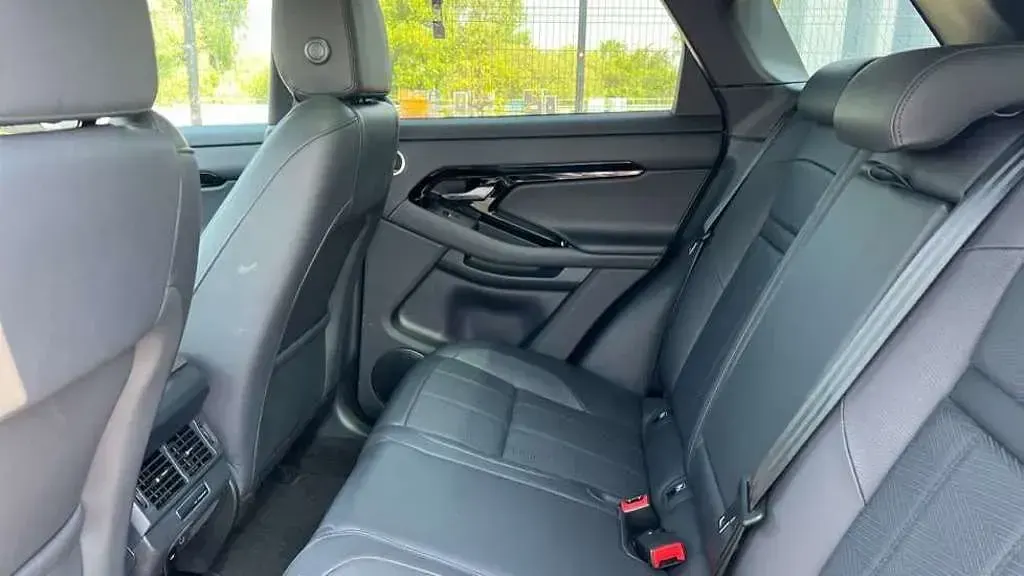 Used Land Rover Range Rover evoque HSE Dynamic 204 HP (150 kW) 2024 Grey SUV
