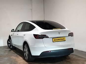 Used Tesla Model Y RWD 11 kW (15 HP) 2022 White SUV