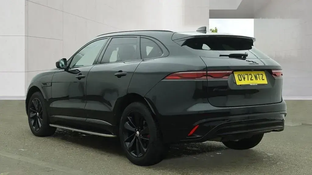 Used Jaguar F-Pace R-Dynamic 250 HP (183 kW) 2023 Black SUV
