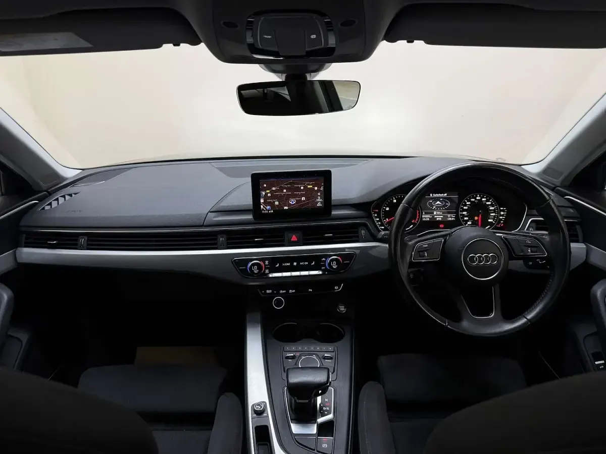 Used Audi A4 Sport 190 HP (139 kW) 2016 Blue Sedan
