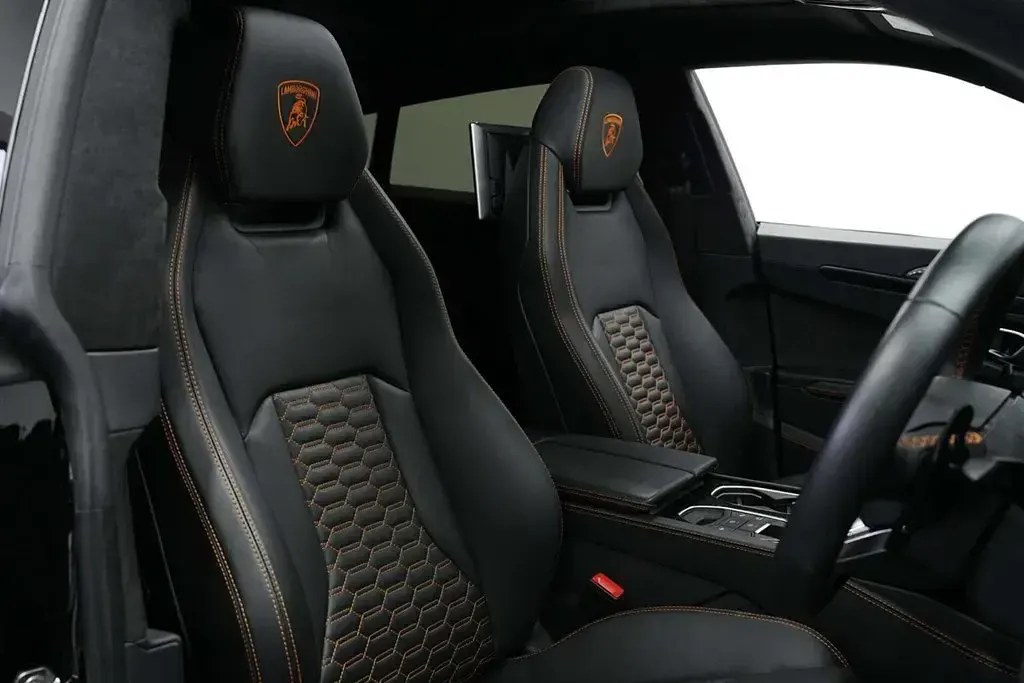 Used Lamborghini Urus 666 HP (489 kW) 2021 Black SUV