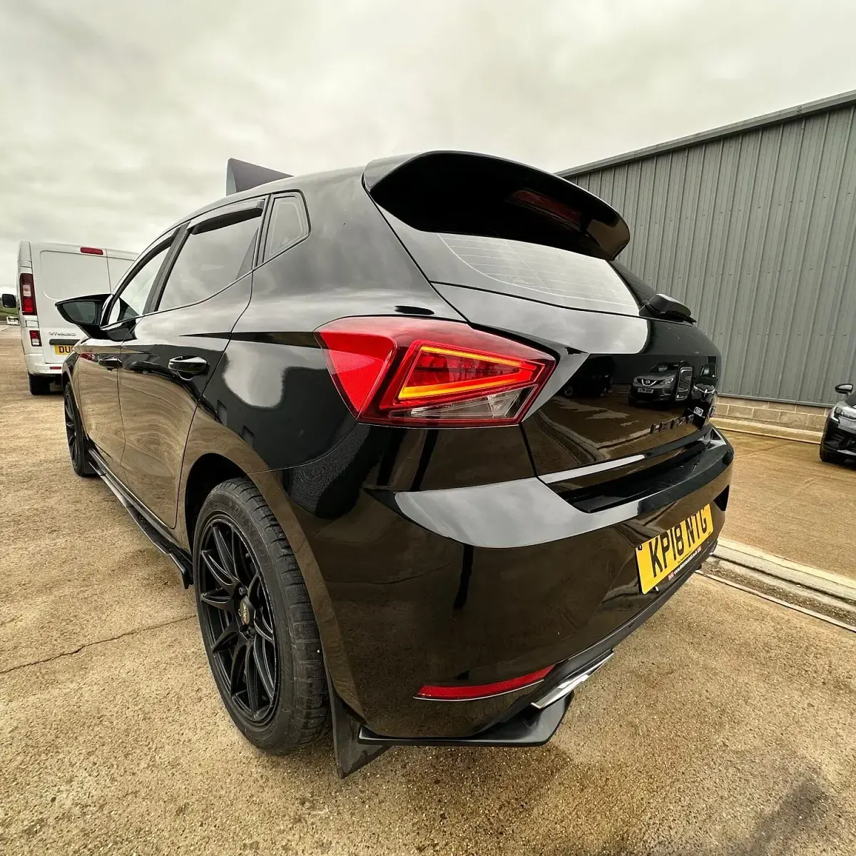 Used Seat Ibiza SE Technology 75 HP (55 kW) 2018 Black Hatchback