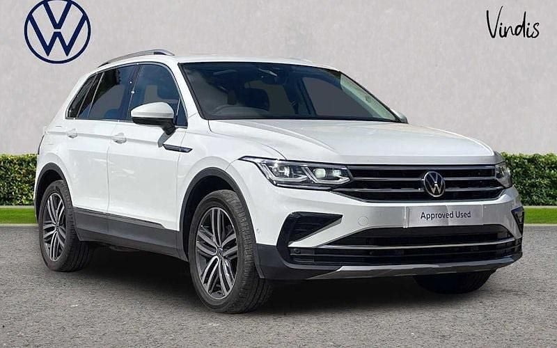White Used 2022 VW Tiguan Elegance SUV | £26,543 (Fair price) - Image 1/4