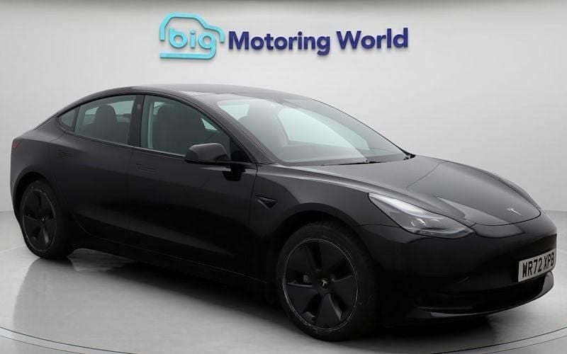 Black Used 2022 Tesla Model 3 RWD Sedan | £18,900 (Fair price) - Image 1/4