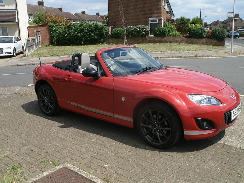 Używany Mazda MX5 126 KM (92 kW) 2012 Multicoloured Kabriolet