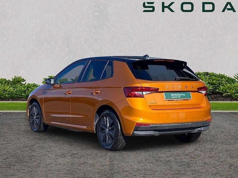 New Skoda Fabia Design Edition 85 HP (62 kW) 2025 Phoenix orange metallic Hatchback