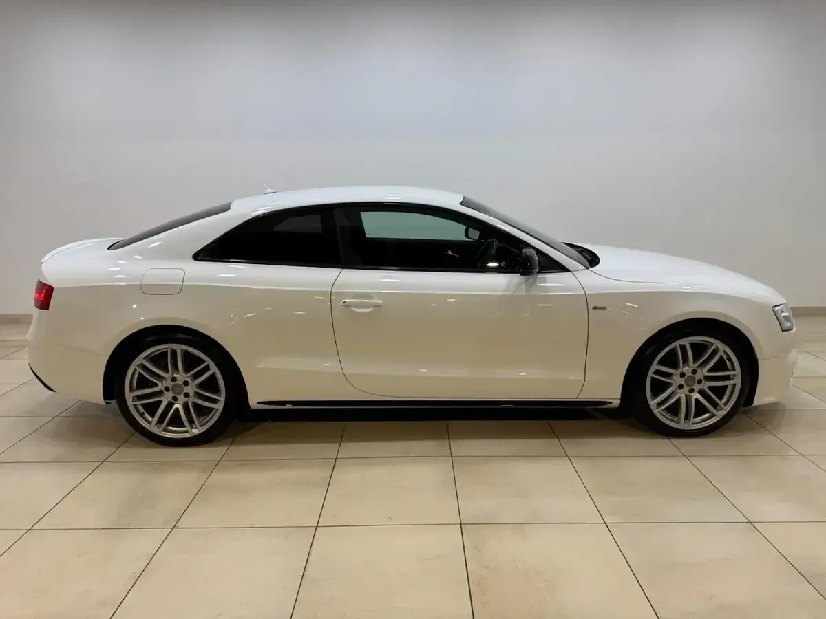Used Audi A5 Black Edition 177 HP (130 kW) 2015 White Coupe