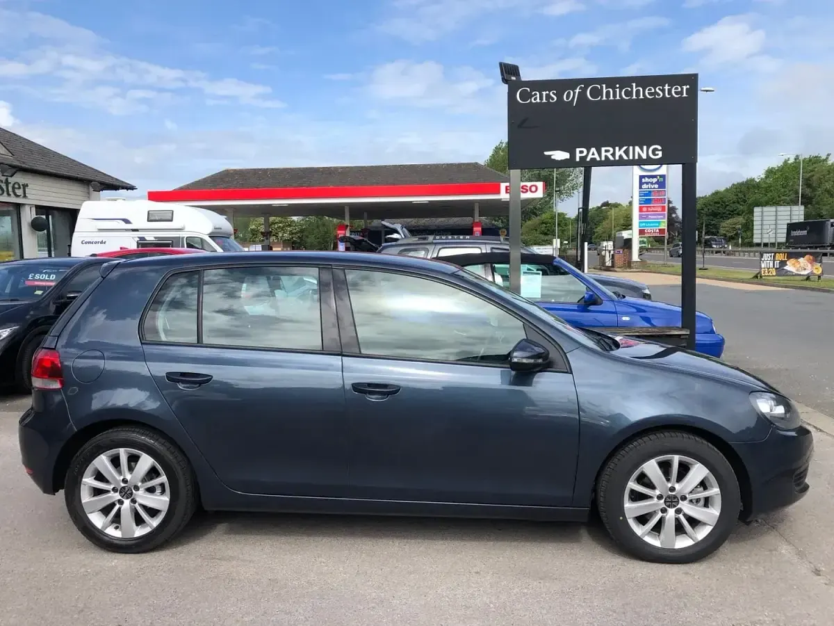 Used VW Golf VII Match 105 HP (77 kW) 2012 Blue Hatchback