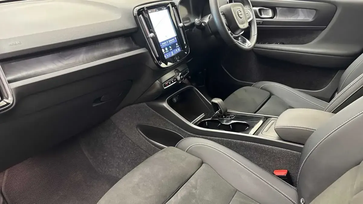 Used Volvo XC40 Plus 295 kW (402 HP) 2023 Thunder grey SUV