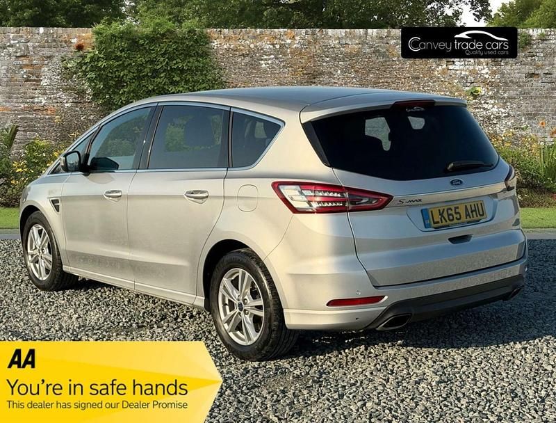Used Ford S-MAX Titanium 180 HP (132 kW) 2015 Silver MPV