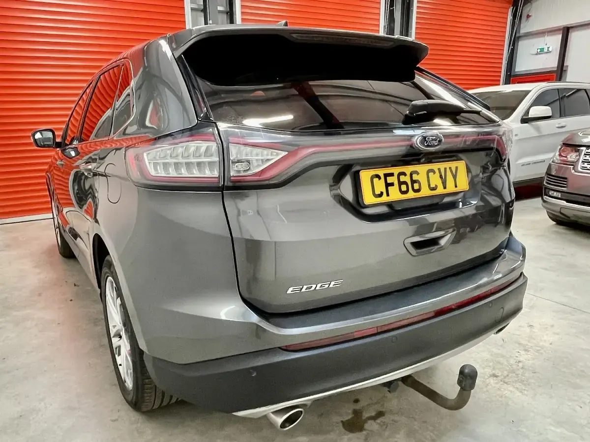 Used Ford Edge Titanium 210 HP (154 kW) 2017 Grey SUV