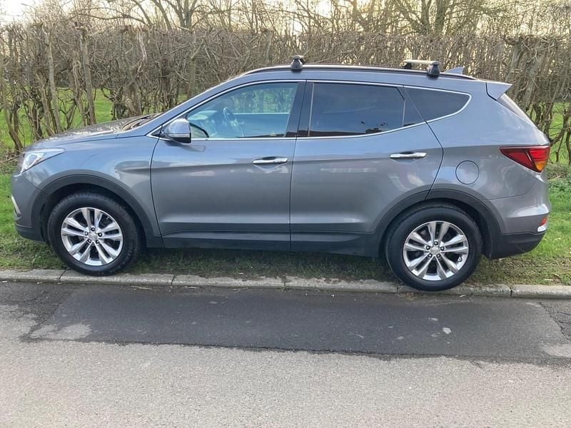 Used Hyundai Santa Fe Premium 2018 Silver SUV