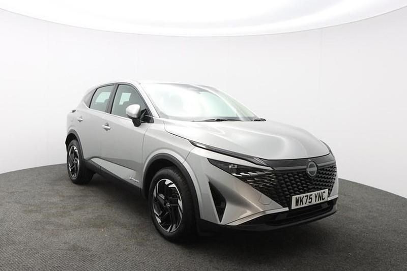 New Nissan Qashqai Acenta Premium 190 HP (139 kW) 2025 Silver SUV
