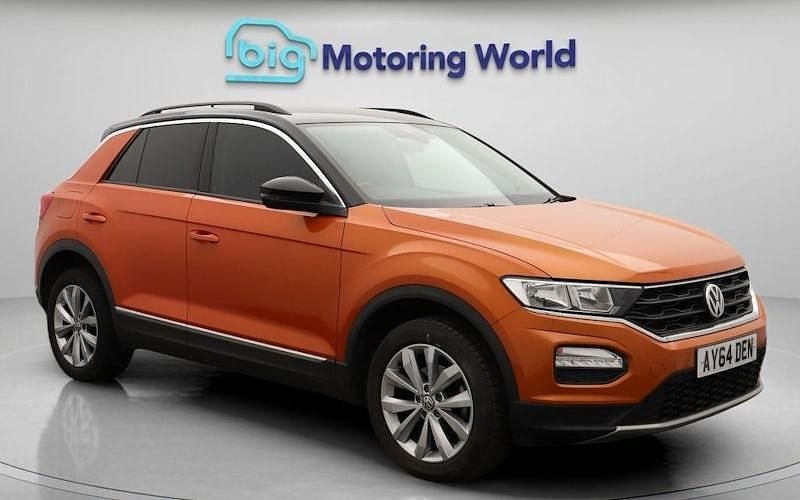 Used 2021 VW T-Roc Design SUV | £15,800 (Good price) - Image 1/4