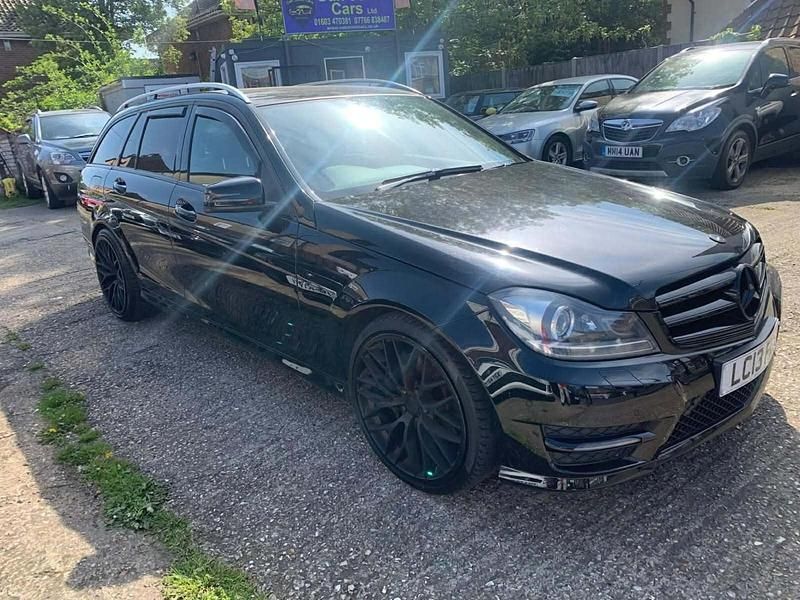 Käytetty Mercedes C350 AMG 2013 Musta Farmari