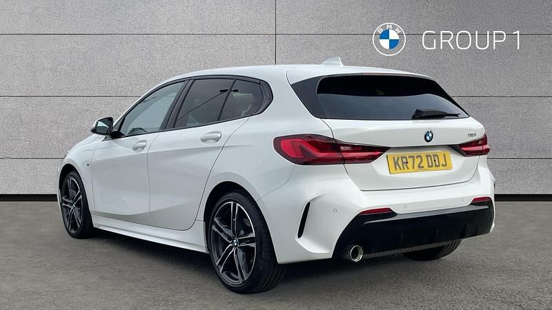 Used BMW 118 M Sport 136 HP (100 kW) 2022 White Hatchback