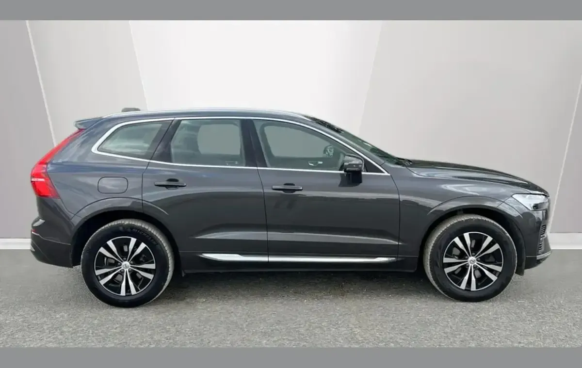 Used Volvo XC60 Inscription 340 HP (250 kW) 2021 Grey SUV