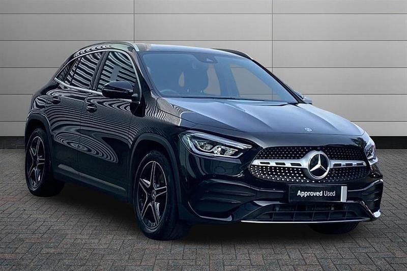 Used Mercedes GLA200 Executive 163 HP (119 kW) 2023 Black SUV