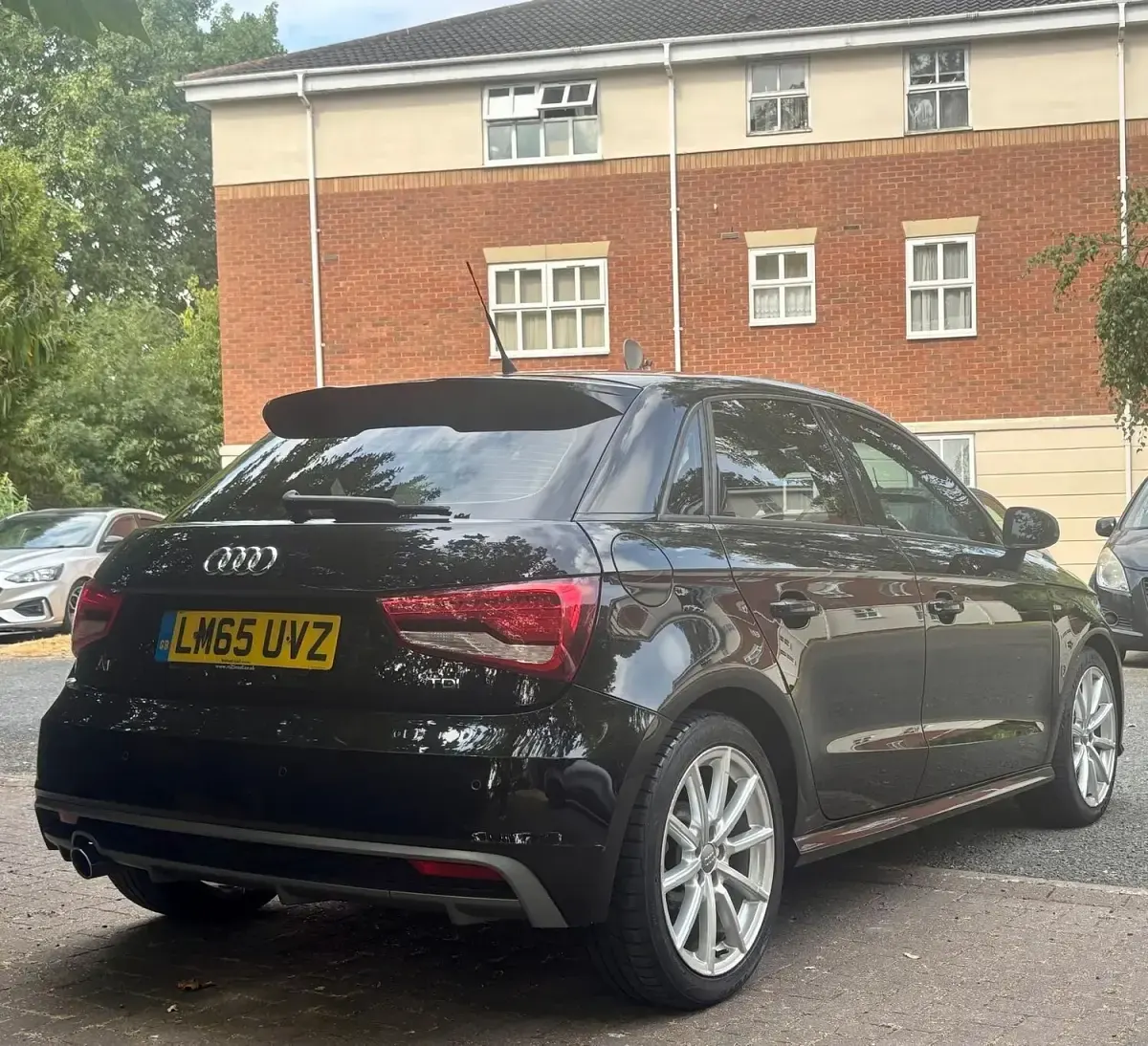 Used Audi A1 S-Line 116 HP (85 kW) 2015 Black Hatchback