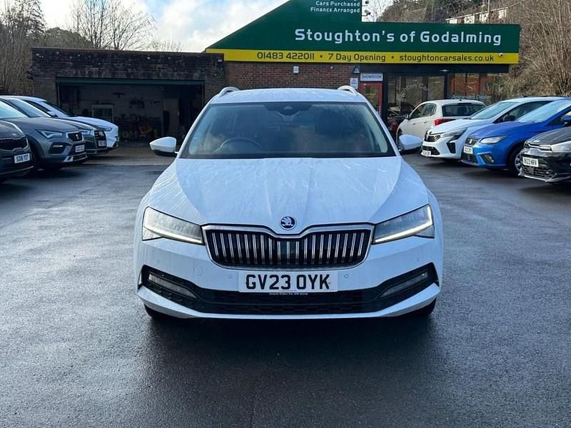 Used Skoda Superb SE Technology 150 HP (110 kW) 2023 White Estate