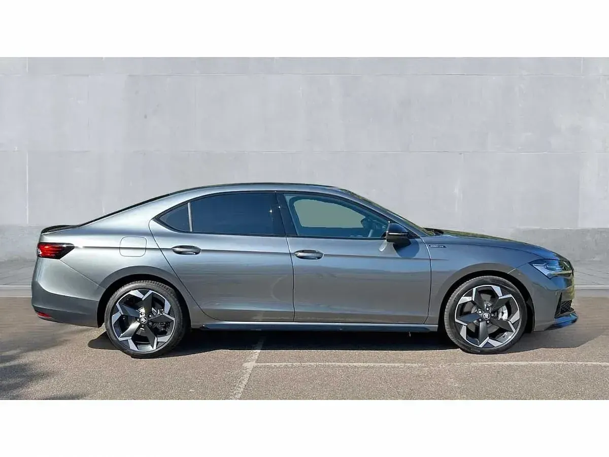 New Skoda Superb SportLine 265 HP (194 kW) 2026 Graphite grey metallic Hatchback