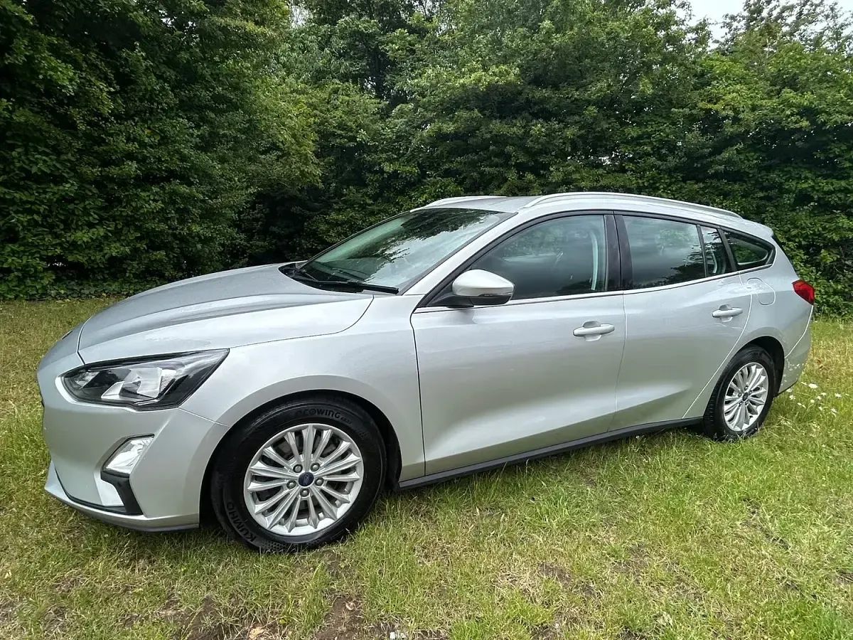 Used Ford Focus Titanium 150 HP (110 kW) 2019 Silver Estate
