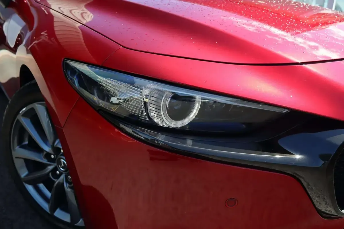 Used Mazda 3 Inclusive 122 HP (89 kW) 2021 Red Hatchback