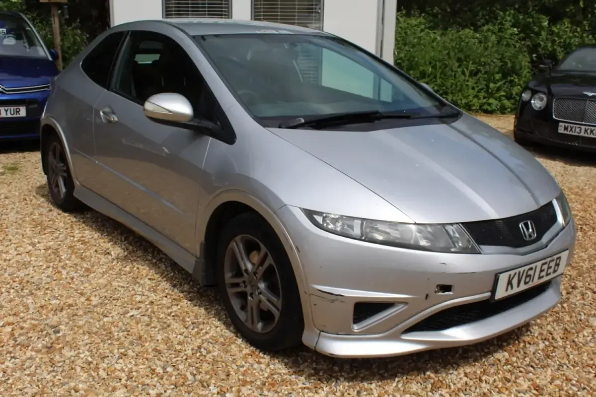 Begagnad Honda Civic Type S 2011 Silver Halvkombi