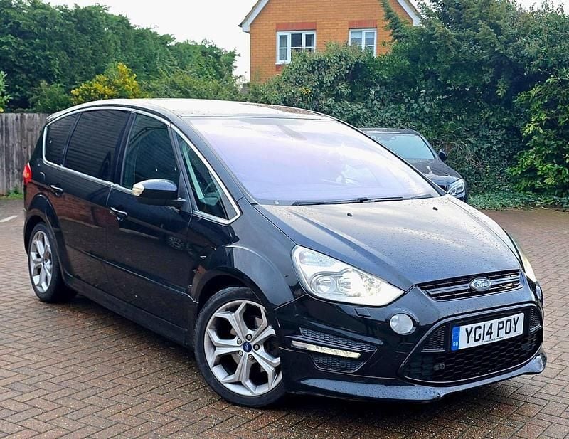 Used Ford S-MAX Titanium X 163 HP (119 kW) 2016 Black MPV
