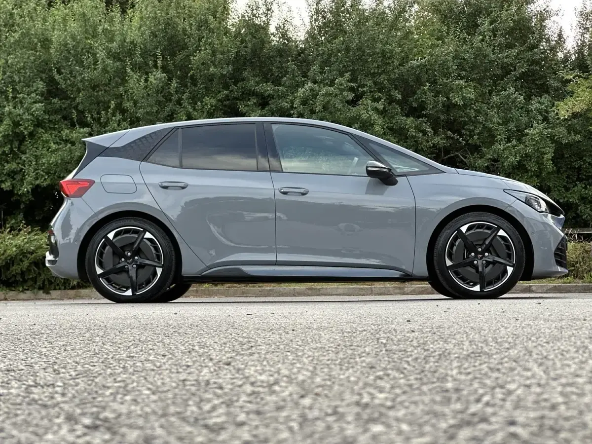 Used Cupra Born e-Boost 169 kW (231 HP) 2023 Grey Hatchback