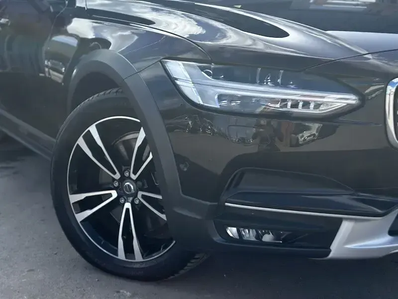 Used Volvo V90 CC Pro 2026 Black Estate