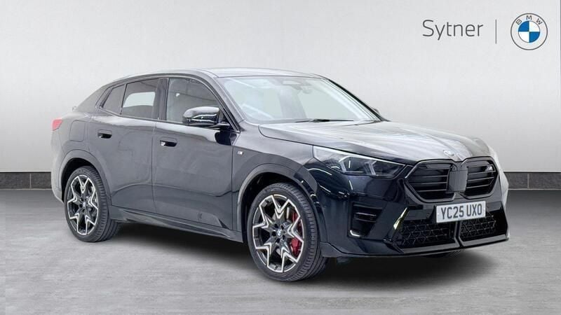 Black New 2025 BMW X2 Comfort Edition SUV | £47,500 (Fair price) - Image 1/4