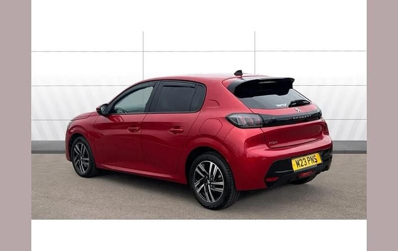 Used Peugeot 208 Allure Premium 102 HP (75 kW) 2021 Red Hatchback