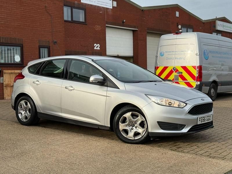 Used Ford Focus Style 2016 Silver Hatchback