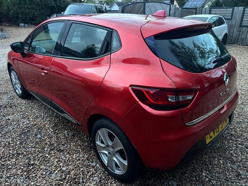 Usado Renault Clio IV Dynamique 2015 Vermelho Citadino