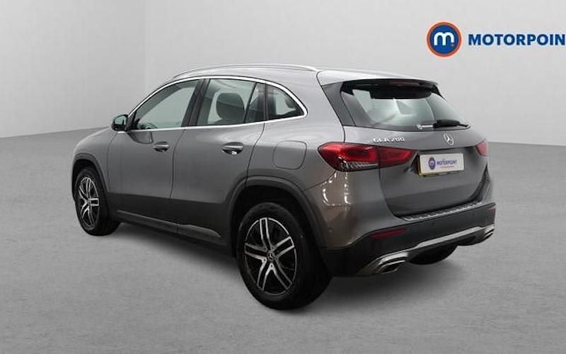 Used Mercedes GLA200 Executive 163 HP (119 kW) 2022 Grey SUV