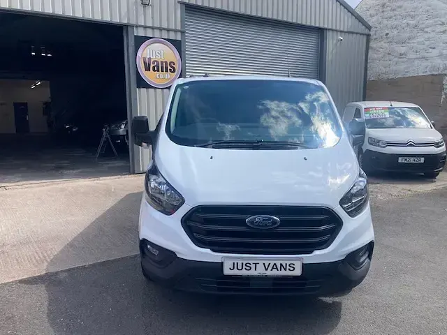 Used Ford Transit Custom 130 HP (95 kW) 2023 White Van