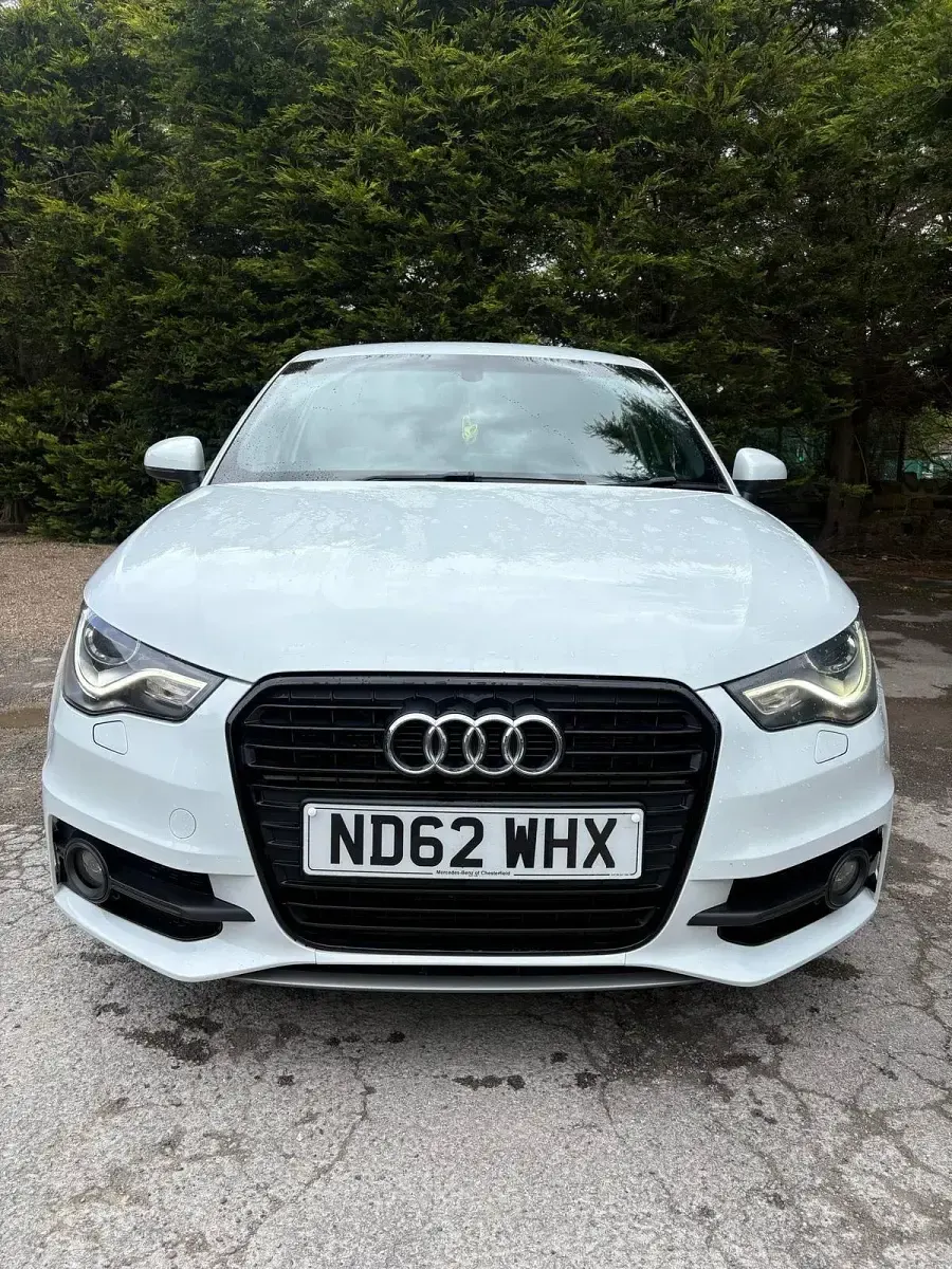 Used Audi A1 Black Edition 143 HP (105 kW) 2013 White Hatchback